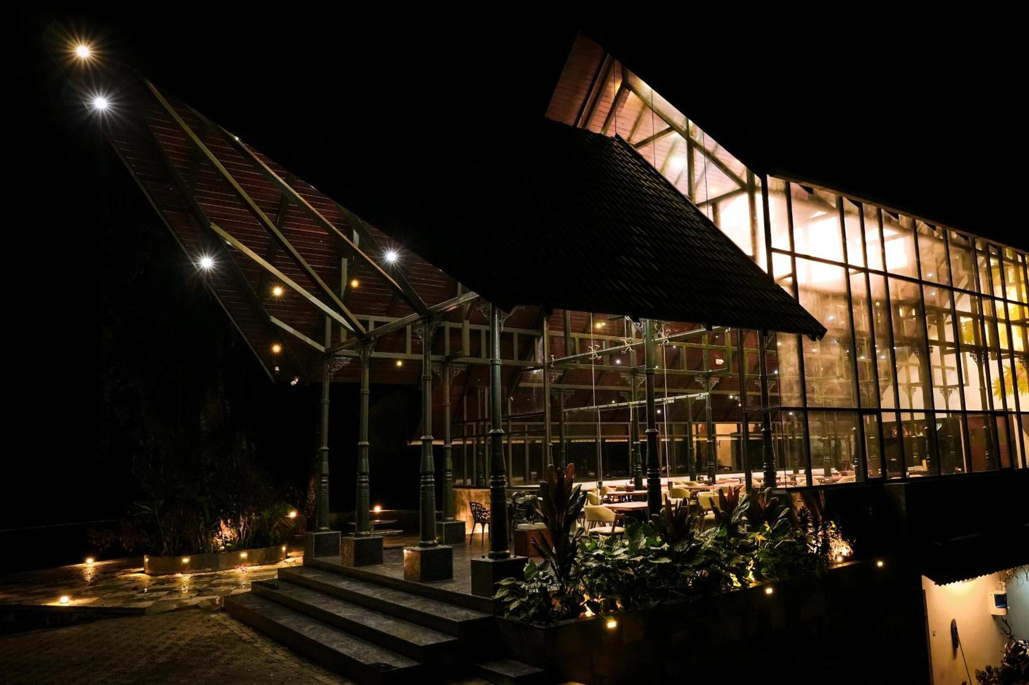 Elixir Woods Luxury Resort And Spa, Munnar Esterno foto